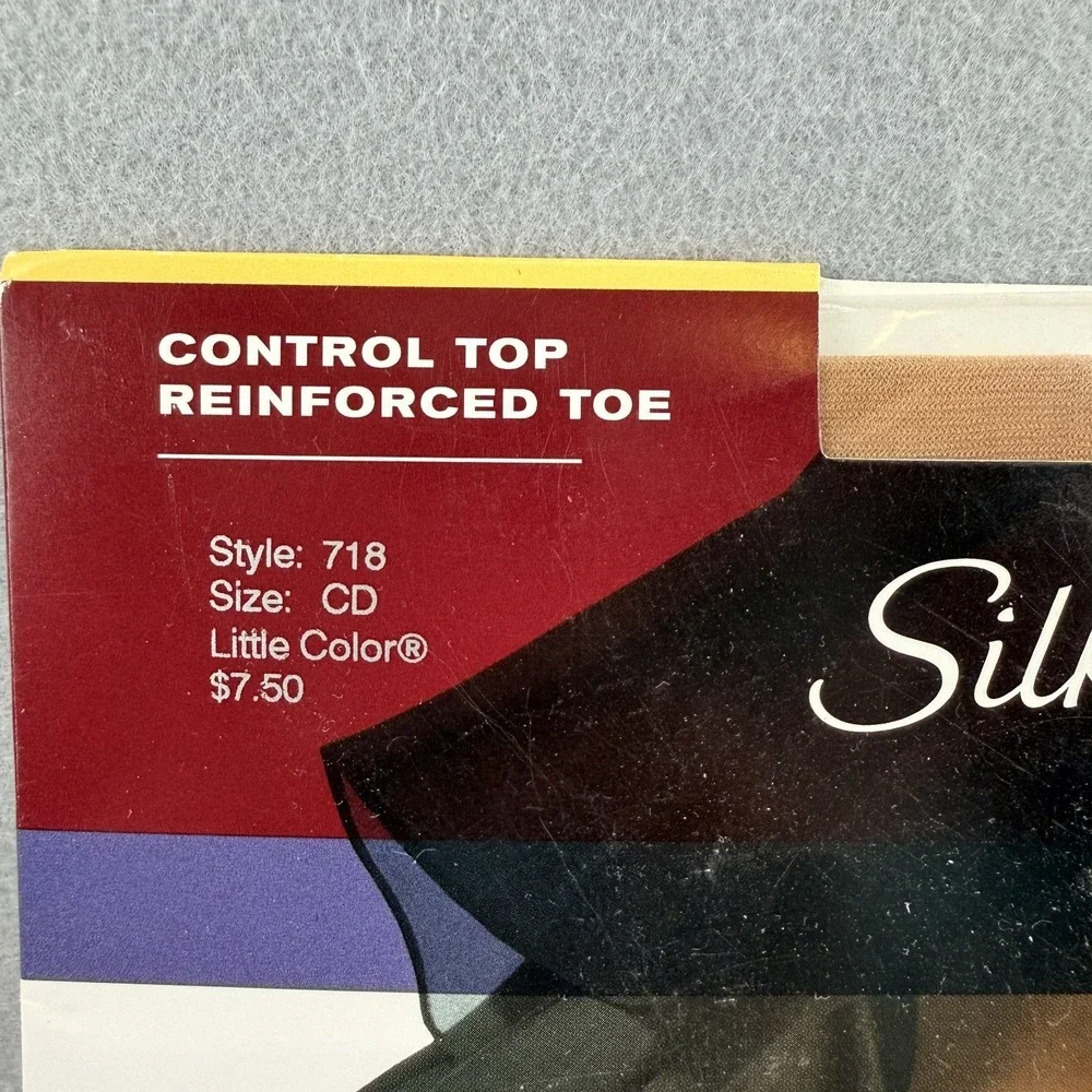 Hanes Silk Reflections Silky Sheer Control Top Pantyhose‎ 718 Little Color CD